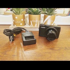 Canon G7X -